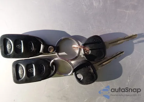 2011 Kia Sportage Lx z USA, uszkodzony, nr VIN KNDPBCA29B7017819